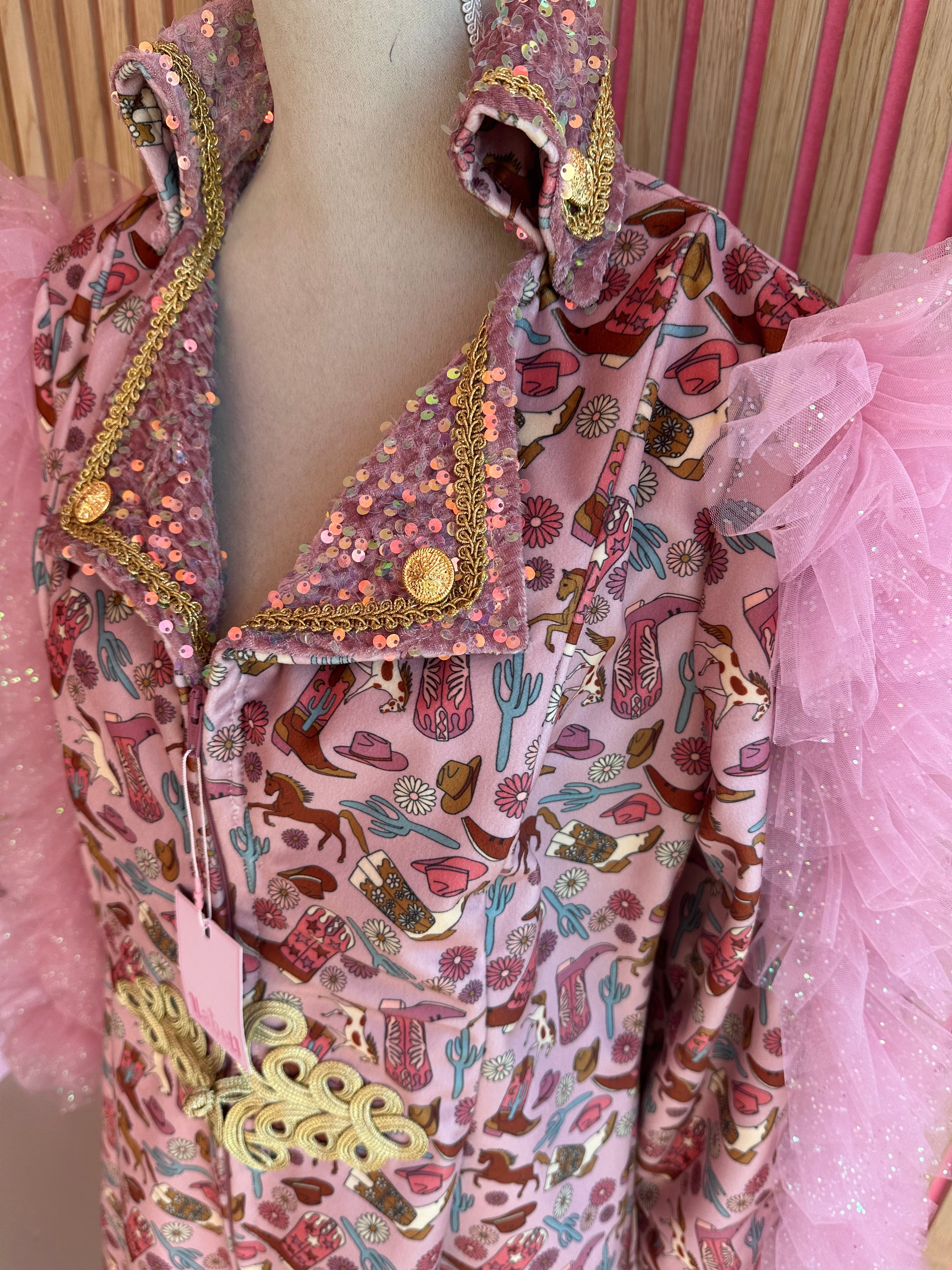 Jas met tule mouwen maat L